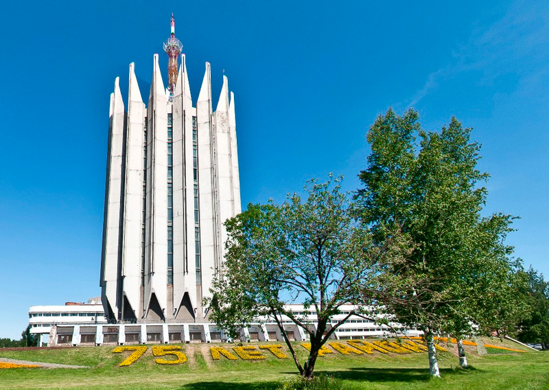 Illustration for article titled These Futuristic Buildings Reveal the Soviets' Vision for Tomorrow